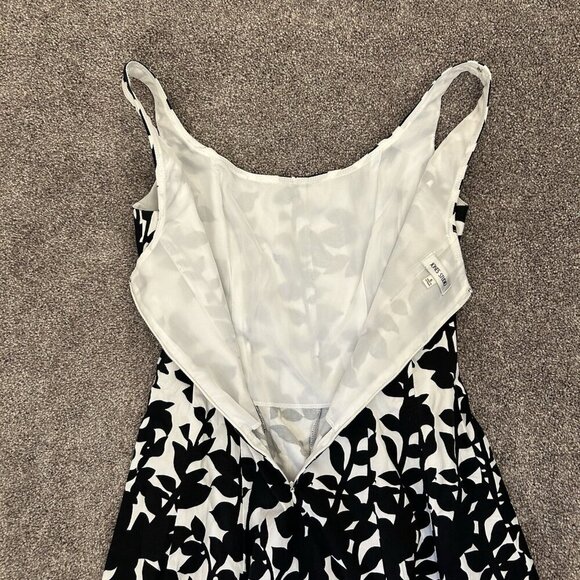 Jones Studio Women's Dress Size 6 Floral Sleeveless A-Line Knee Length Back Zip - Picture 9 of 15